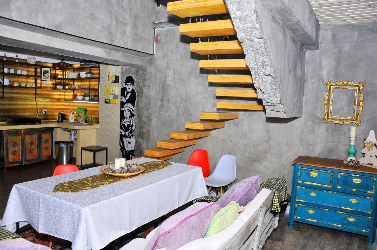 Art House Sweet Home Șîmkent Exterior foto